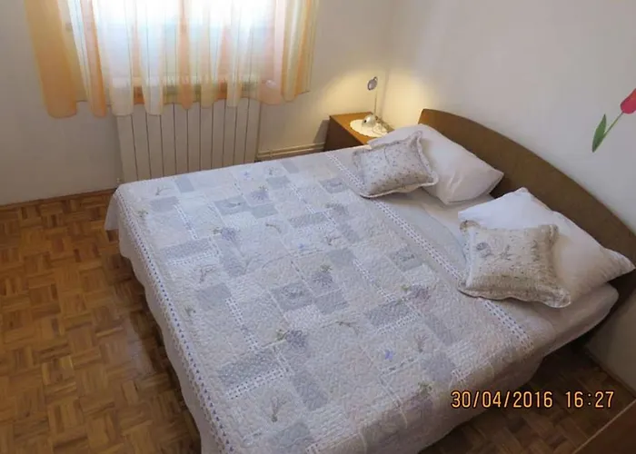 With Parking Space Biograd Na Moru, Biograd - 23415 דירה *